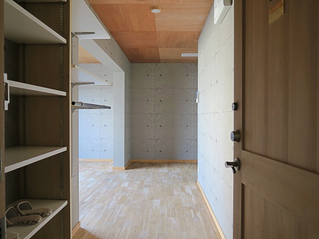 バイクも一緒に 202の内観