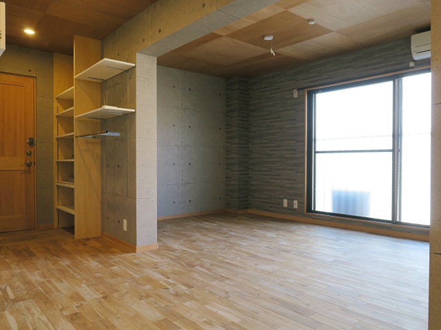 バイクも一緒に 202の内観