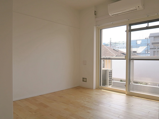 のんびり長く 202の内観