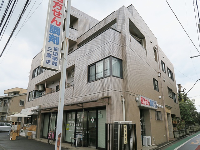 週末は友達誘って！ 303の外観