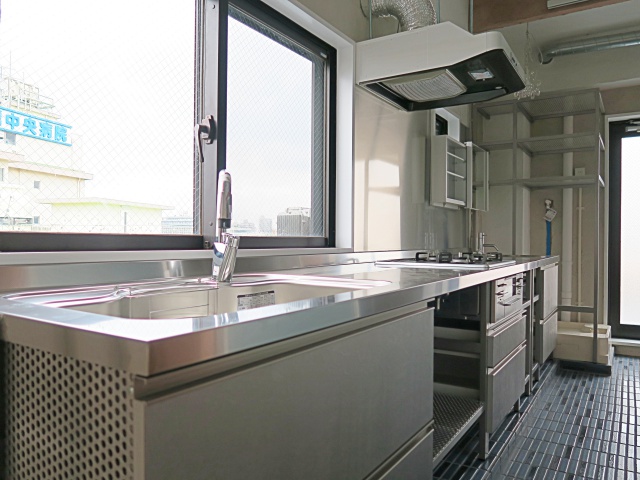 週末は友達誘って！ 303の内観