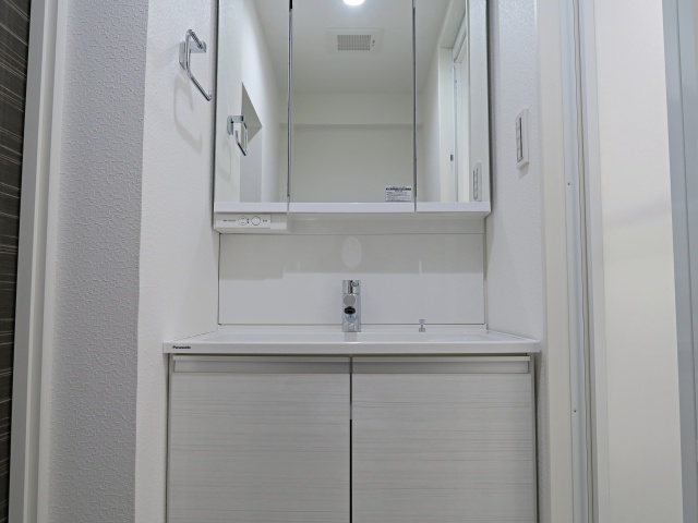 懐かしい景色を眺めて 813の内観