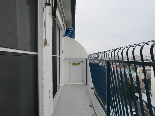 懐かしい景色を眺めて 813の内観