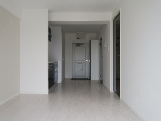 懐かしい景色を眺めて 813の内観