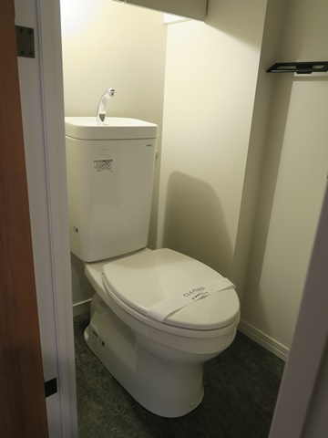 優等生ファミリー 201の内観