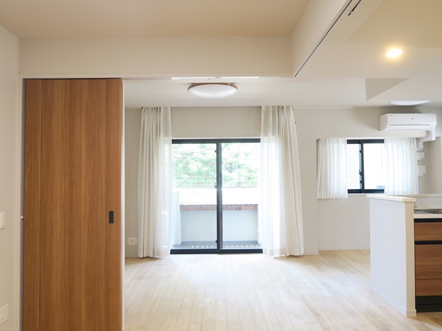 優等生ファミリー 201の内観