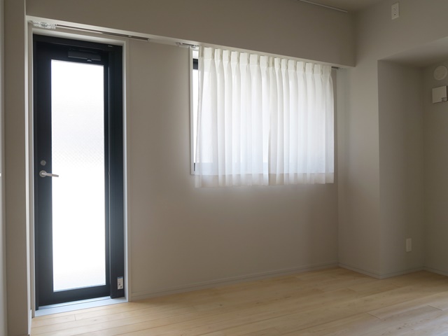 優等生ファミリー 201の内観