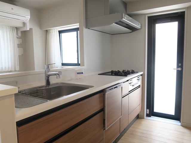 優等生ファミリー 201の内観