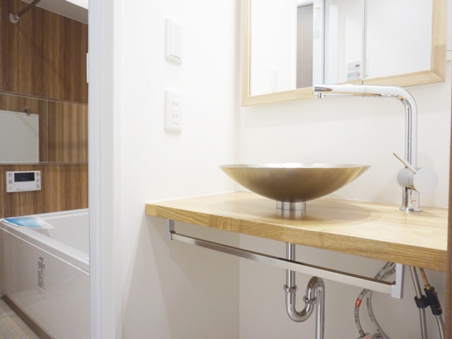 樺桜を踏みしめる日常 103の内観