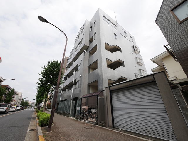 光と色と 201の外観