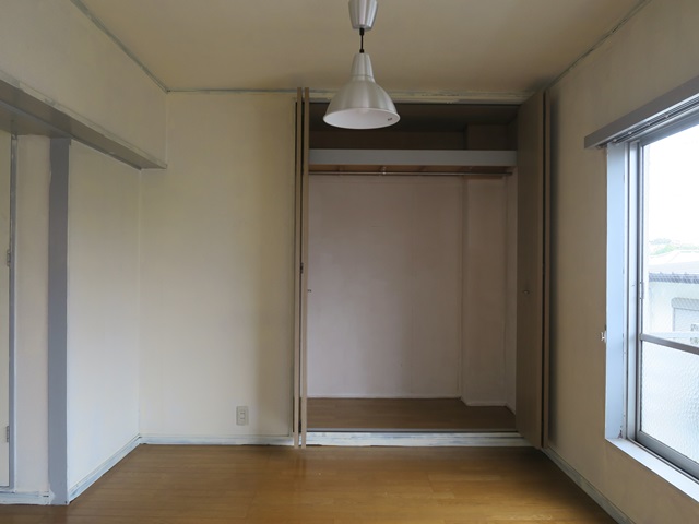 元祖？DIYマンション 302の内観