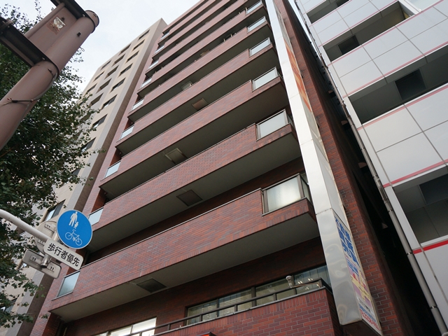 自由の神様 901の外観