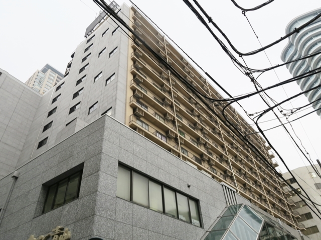 南青山の角部屋 701の外観