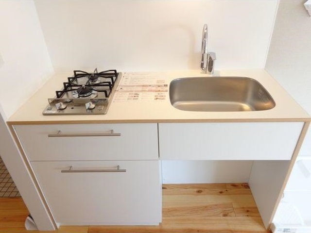 気持ちよく、角部屋で 502の内観