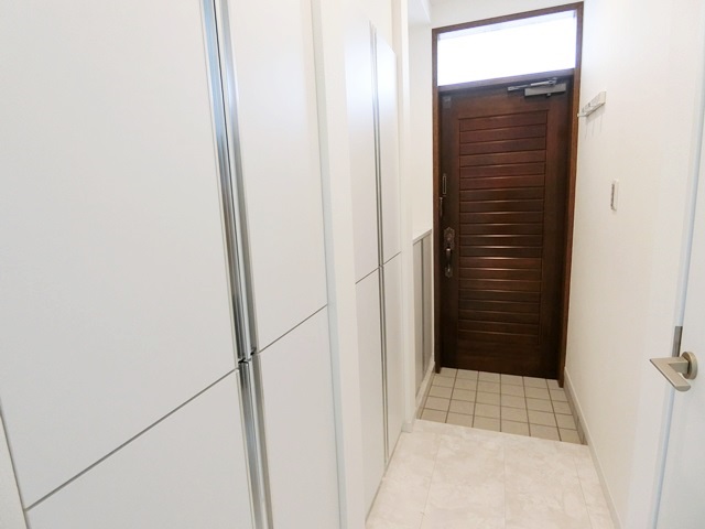 まるまるきらきら 201の内観