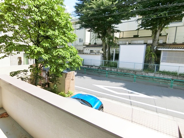 まるまるきらきら 201の内観