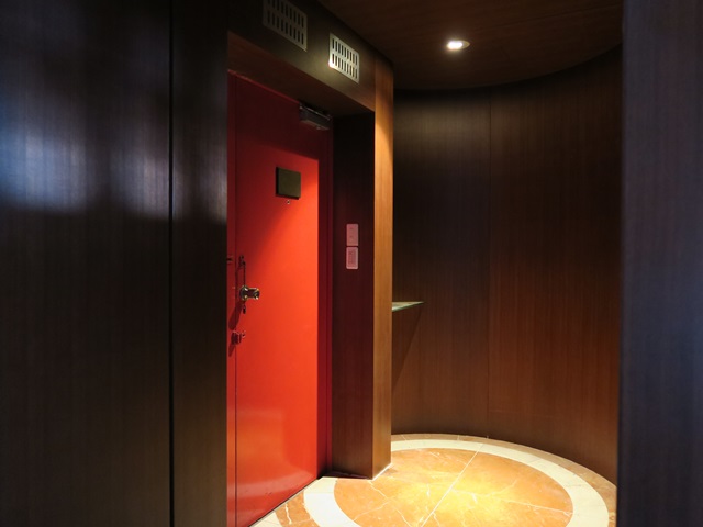 秘密のおうちBAR 804の内観
