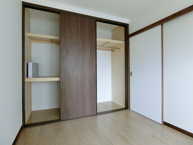24hスーパーが下に！ 1303の内観