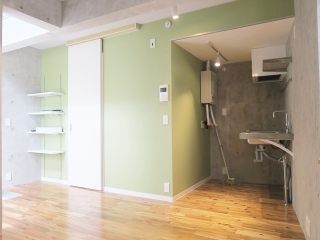 無機質空間に温もりを② 403の内観