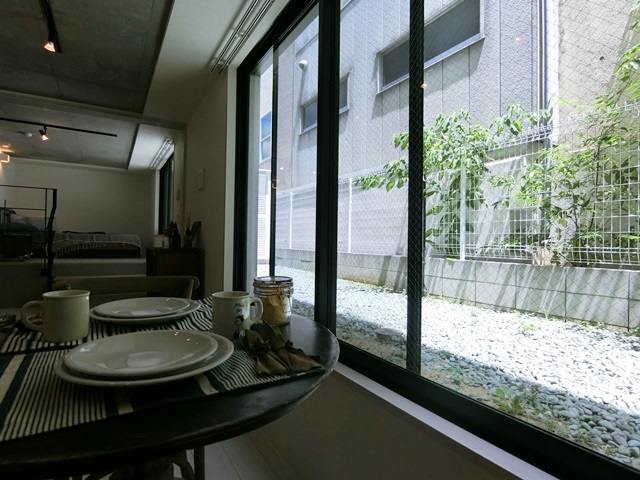 小上がりベッドスペース 101の内観