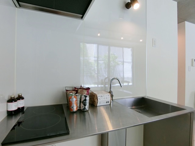 小上がりベッドスペース 101の内観