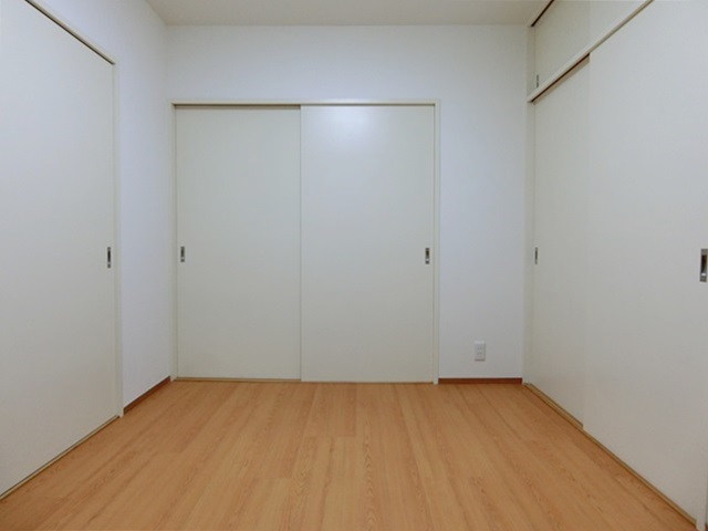 緑香る小高い丘で 206の内観