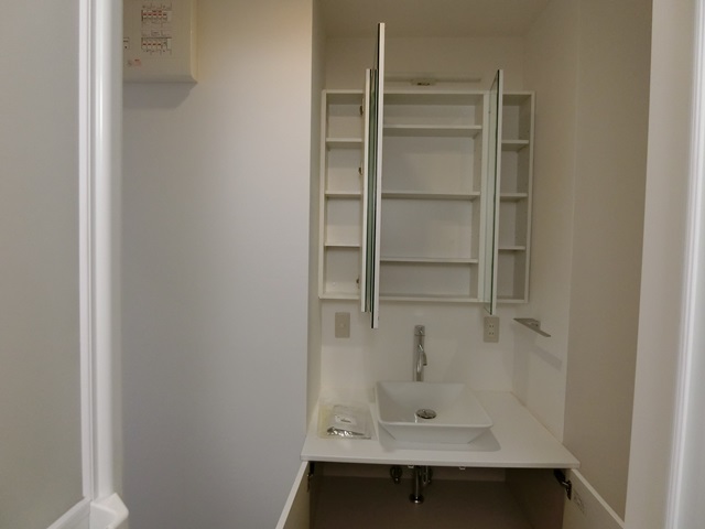 ヒノキを楽しむ 203の内観