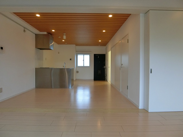 ヒノキを楽しむ 203の内観