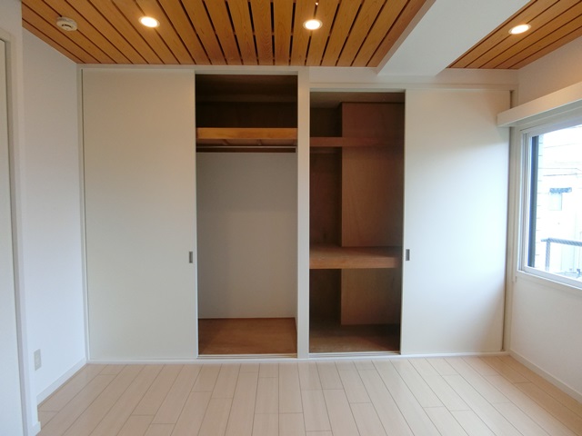 ヒノキを楽しむ 203の内観