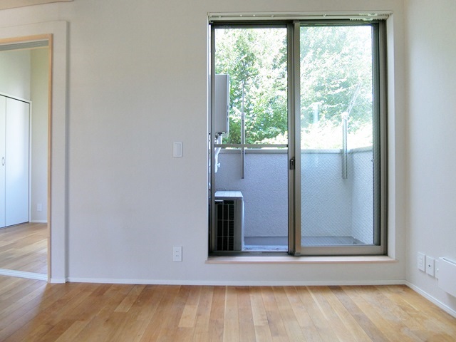 障子越しの千駄木緑 9の内観