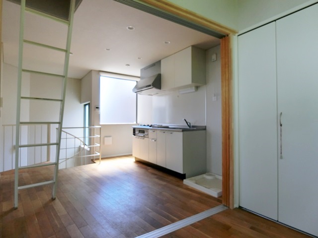 障子越しの千駄木緑 9の内観