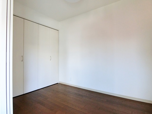 バルコニーだらけ！ 305の内観