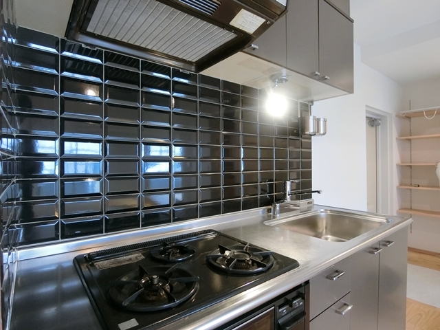 アウトドアリビング 102の内観