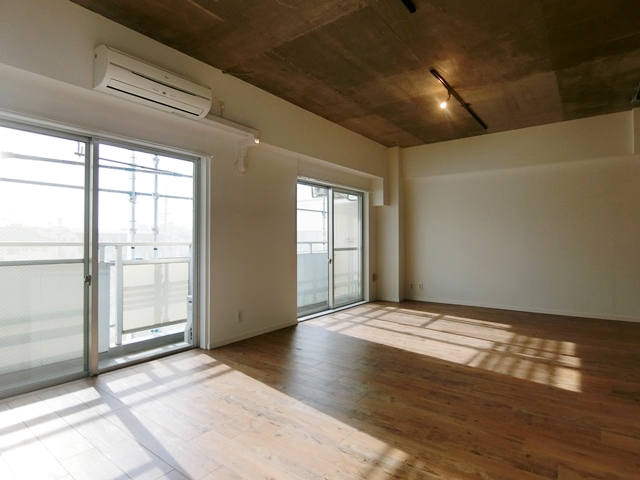 こもりたい部屋 301の内観