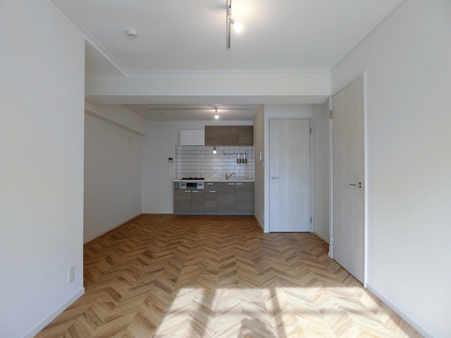 お洒落は足元から 202の内観