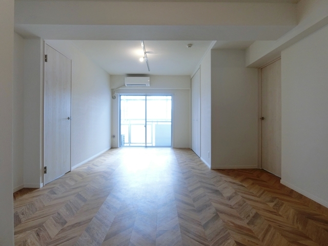 お洒落は足元から 202の内観