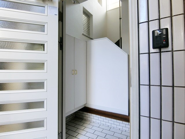 レトロリビングと茶室 201の内観