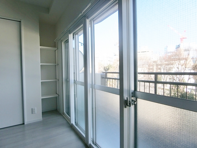 公園ビュー白いお部屋② 402の内観