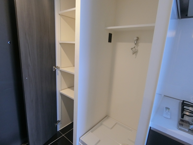 新築モノトーンなお部屋 404の内観
