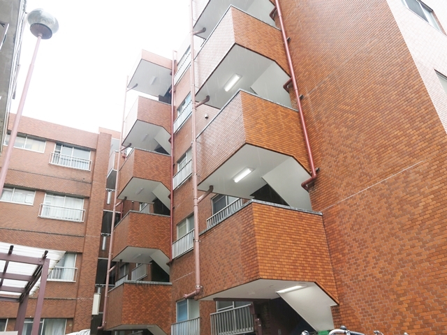 特技は収納！ 506の外観