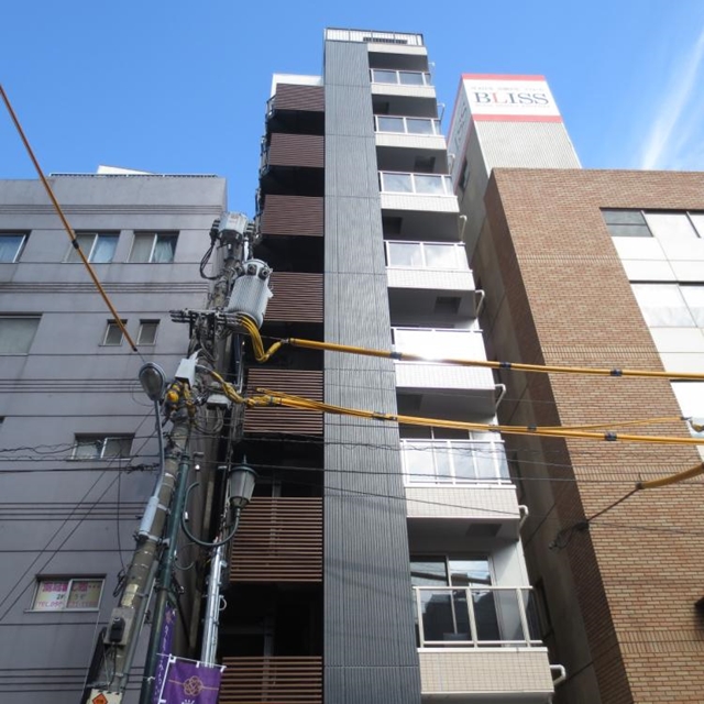 最上階の特権 801の外観