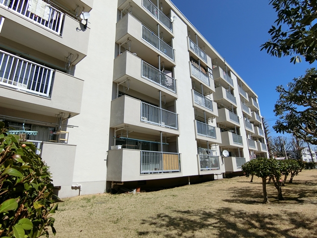 緑に囲まれた団地リノベ 104の外観