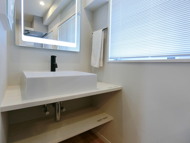 緑に囲まれた団地リノベ 104の内観