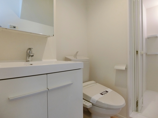 素材が息づく空間 02の内観