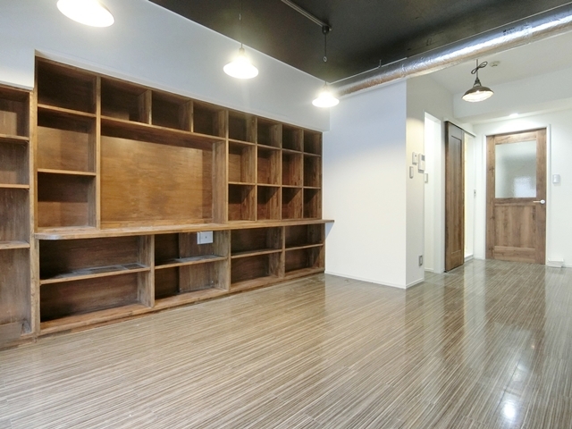 大人の隠れ家 203の内観