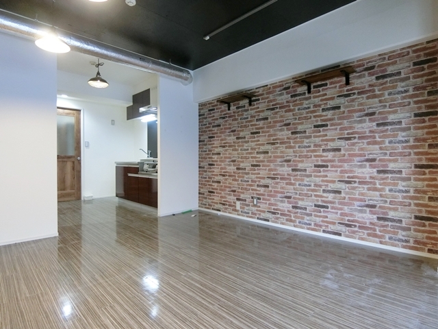 大人の隠れ家 203の内観