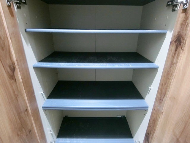 大人の隠れ家 203の内観