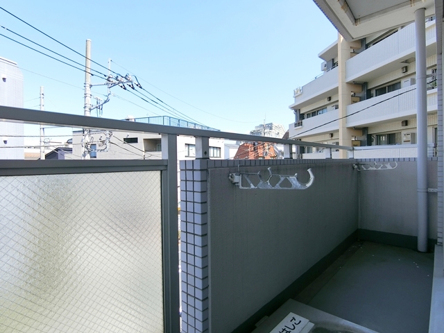 優等生 301の内観