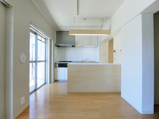 ニワアリマス 107の内観