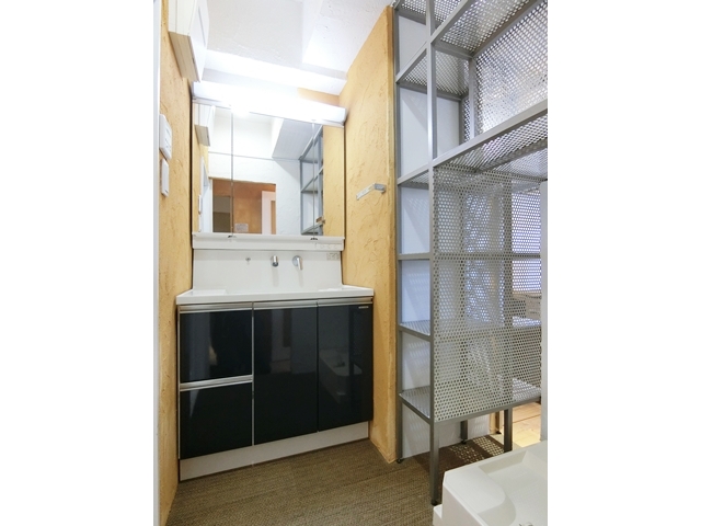 手間暇かけてます。 304の内観